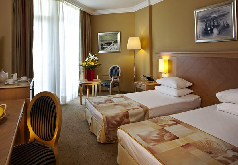 Salamis Bay Conti Hotel Agios Sergios Exterior photo